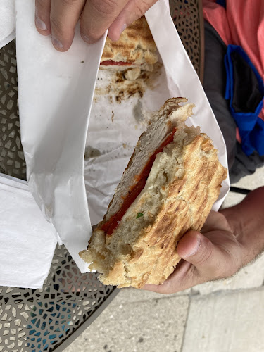 Arrosto Delicatessen Phone number