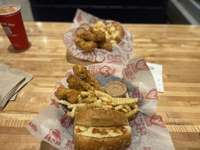 Raising Cane's Chicken Fingers