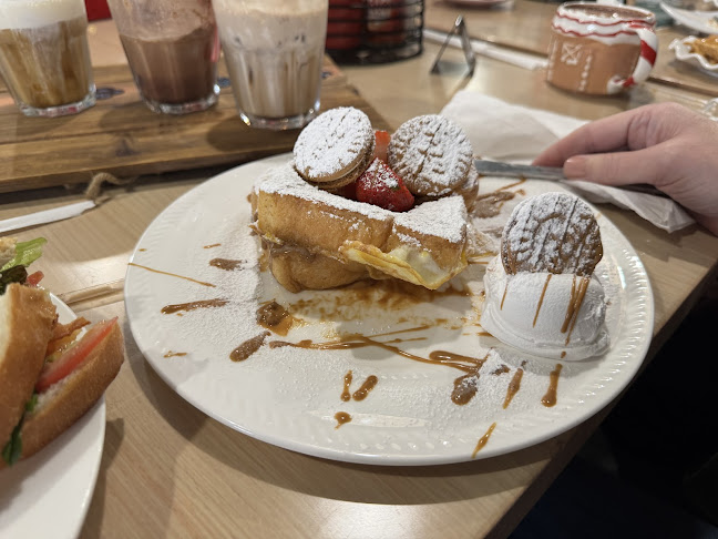 1413 W 14 Mile Rd, Madison Heights, MI 48071