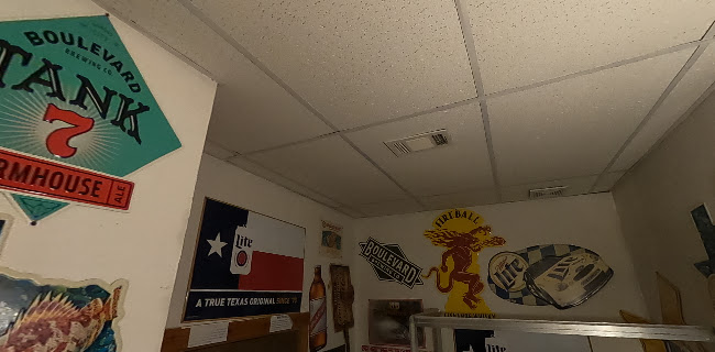 Reviews of Drink's Saloon in Dallas - Hospitality and gastronomy