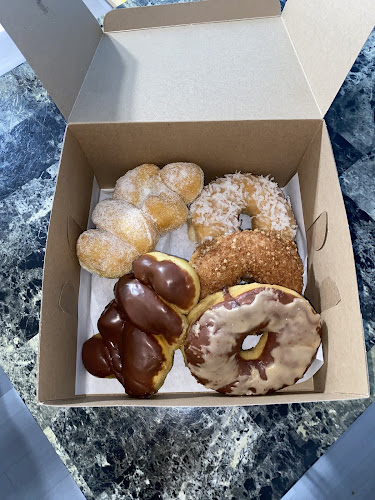 Monarch Donuts - Arcadia