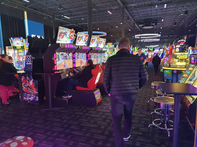 Dave & Buster's Woburn - Woburn