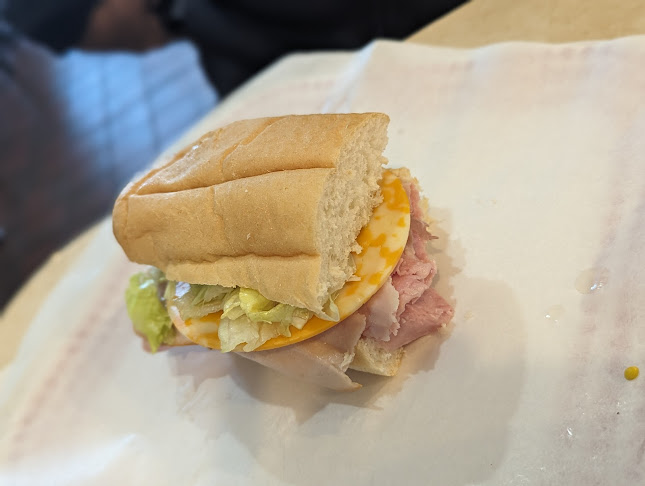 2118 Woodville Rd, Oregon, OH 43616