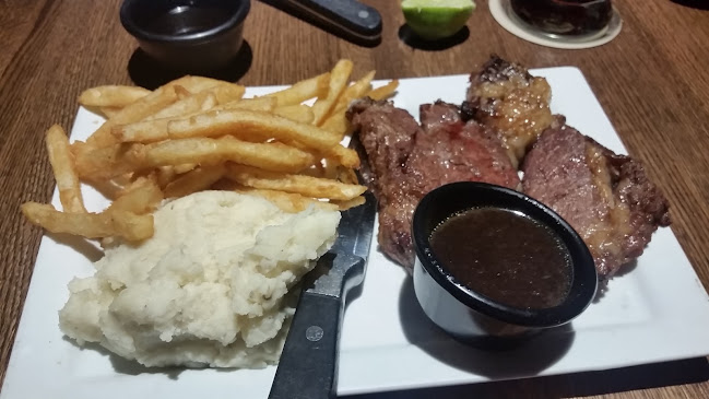 J's Pub & Grill - Casper