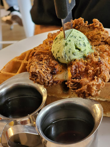 Comentarii opinii despre Sabrina's Cafe