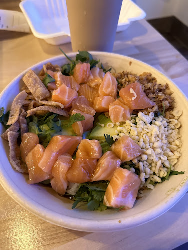 Opinii despre Poke Burrito Oak Park în Oak Park - Hospitality and gastronomy