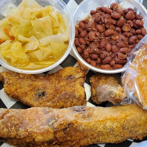Nauling's Texas BBQ & Soul Food - Topeka