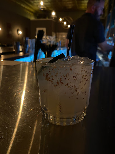 221 N Brady St, Davenport, IA 52801