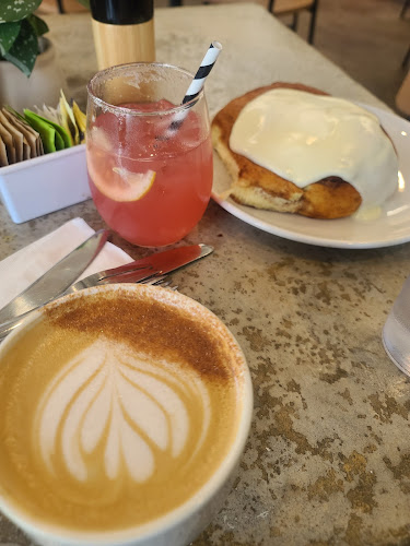 Opinii despre Café Topes în Carlsbad - Hospitality and gastronomy