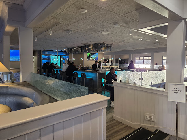 oceanoysterbargrill.com