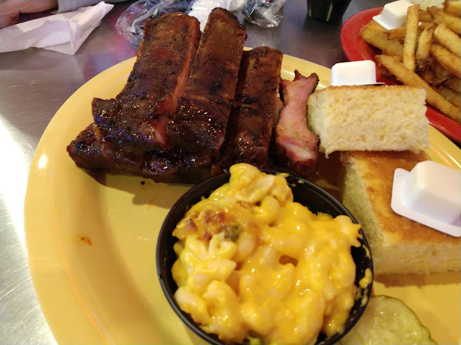 Rack Shack BBQ - Hospitality and gastronomy