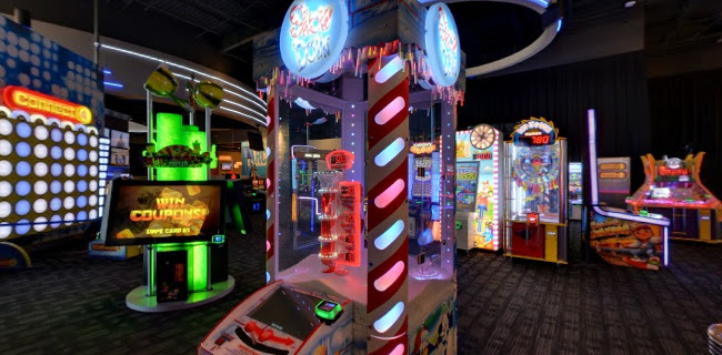 Opinii despre Dave & Buster's Woburn în Woburn - Hospitality and gastronomy