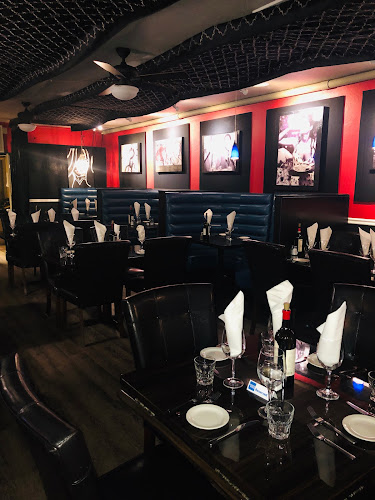 Beau & Mo's Italian Steakhouse - Hospitality and gastronomy