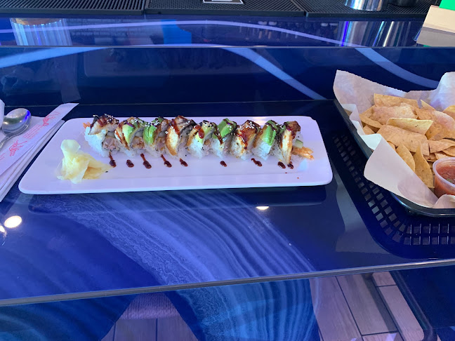 Oceanos Seafood & Sushi - Bonita