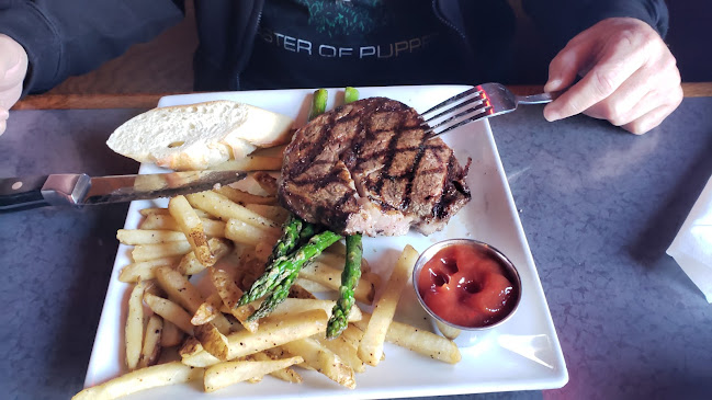 Comentarii opinii despre Kahootz Steak & Alehouse