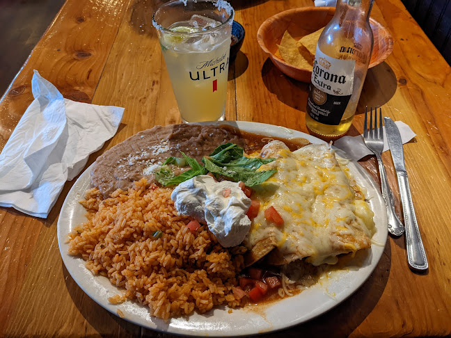 76 Lafayette St, Salem, MA 01970