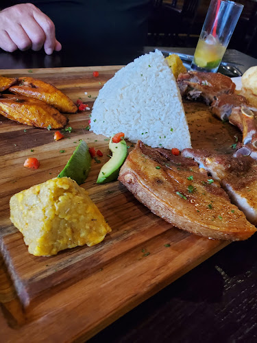 1168 Boston Rd, Springfield, MA 01119