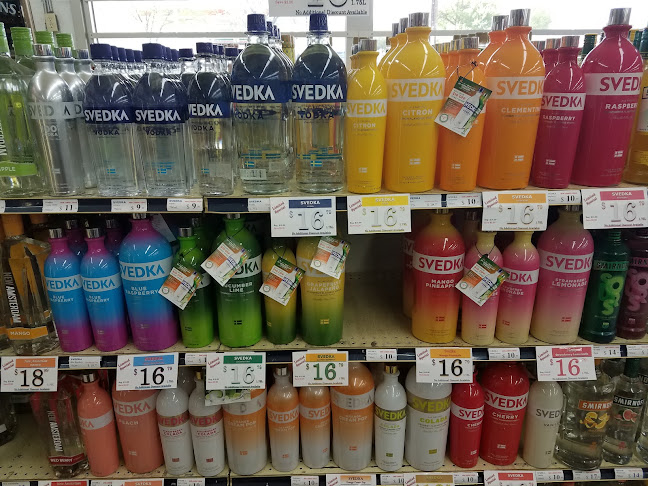 Lake View Liquor - Hospitality and gastronomy