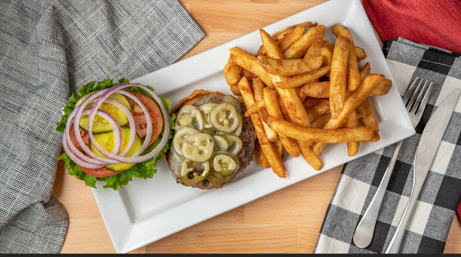 Comments and reviews of Sneakers Sports Grille
