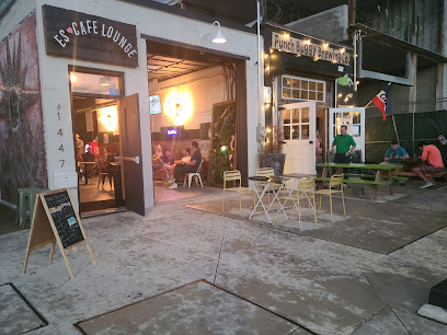 Es Cafe Lounge
