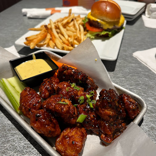 Opinii despre Dave & Buster's Woburn în Woburn - Hospitality and gastronomy