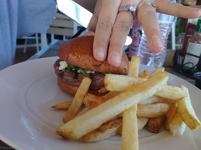 Springs Cafe - Hospitality and gastronomy