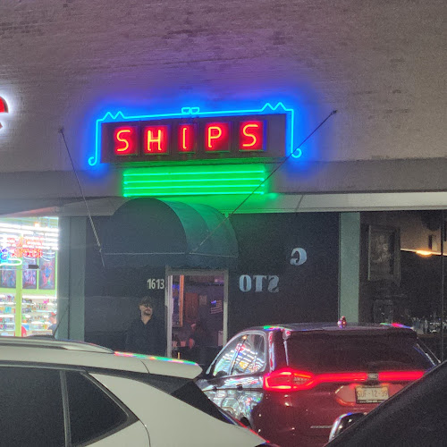 Ships Lounge - Hospitality and gastronomy