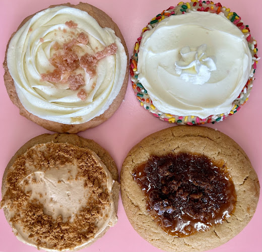 Comentarii opinii despre Crumbl Cookies - The Forum