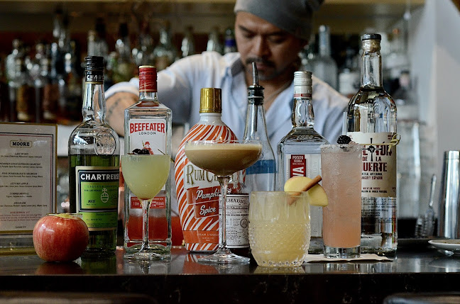 Opinii despre Bar Moore în Bellevue - Hospitality and gastronomy