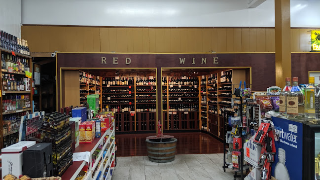 Fountain Liquor & Market - Hospitality and gastronomy