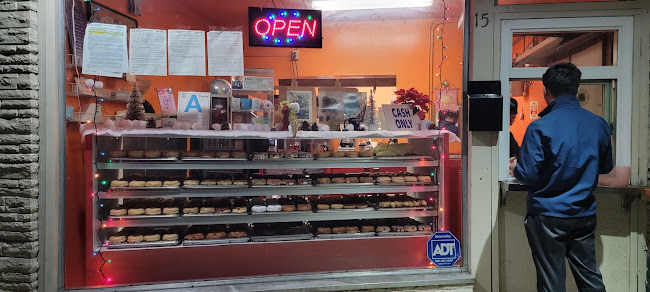 Monarch Donuts - Hospitality and gastronomy