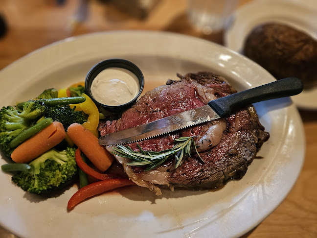 1298 Friess Lake Rd, Hubertus, WI 53033