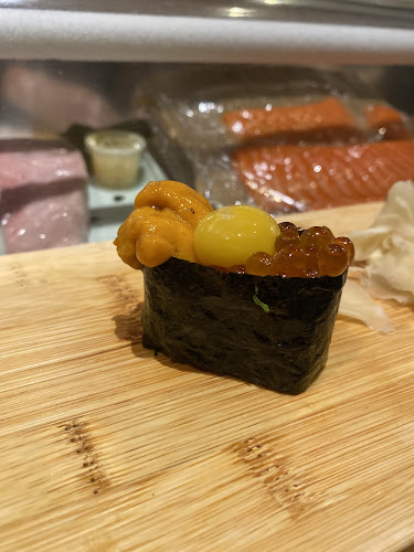 Tanoshi Sushi Sake Bar - New York