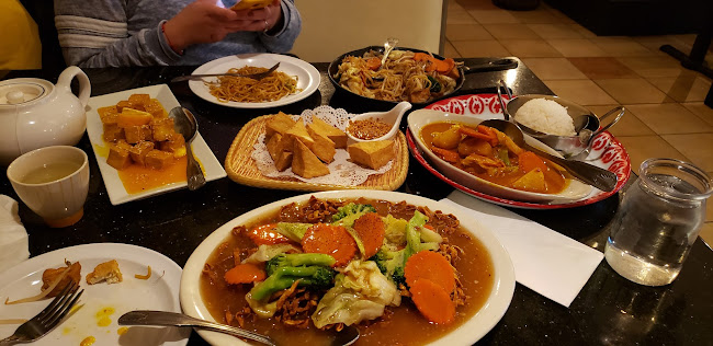 Thai Chefs Restaurant - Santa Clarita Open Times