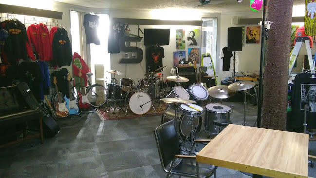 Pepe Caldo Pizzeria - Hospitality and gastronomy