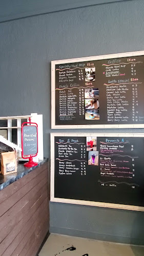 Makario Coffee Roasters - Everett