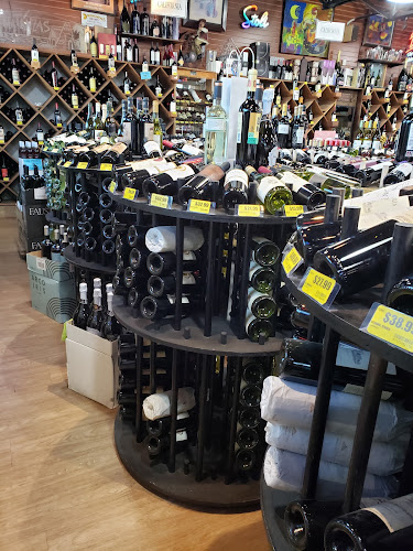 Comentarii opinii despre Jensen's Liquors #1