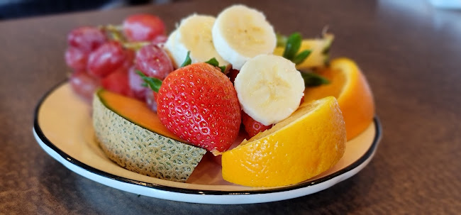 Sterling's Famous Steak Seafood & Salad Bar - On The River - Richland