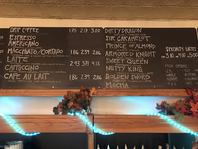 Common Ground Coffee House - Hospitality and gastronomy