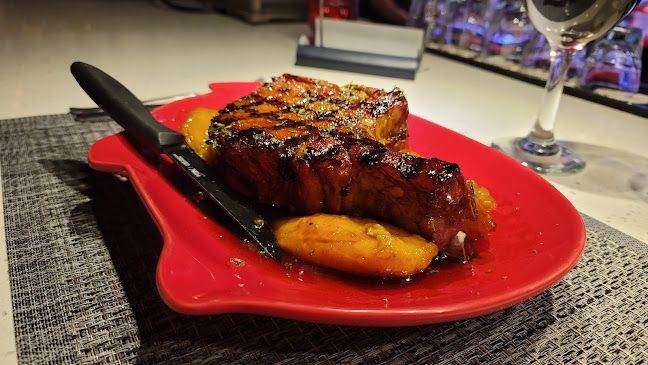 Beau & Mo's Italian Steakhouse