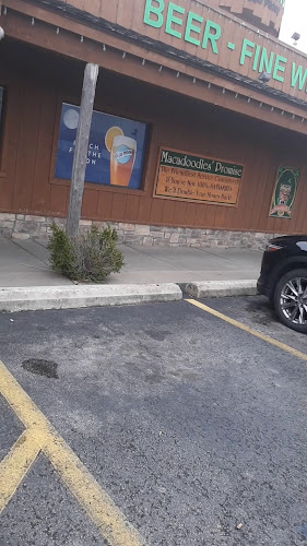 Opinii despre Macadoodles Beer Wine & Spirit în Joplin - Hospitality and gastronomy