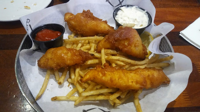 Claim Jumper Restaurants - Hospitality and gastronomy