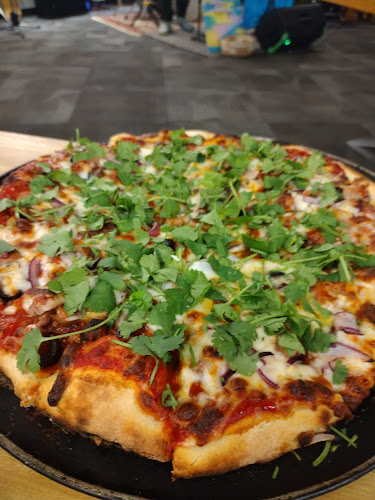 Pepe Caldo Pizzeria - Hospitality and gastronomy