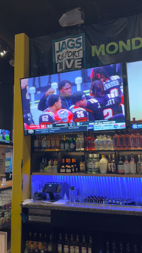 Reviews of Sneakers Sports Grille in Jacksonville Beach - Hospitality and gastronomy