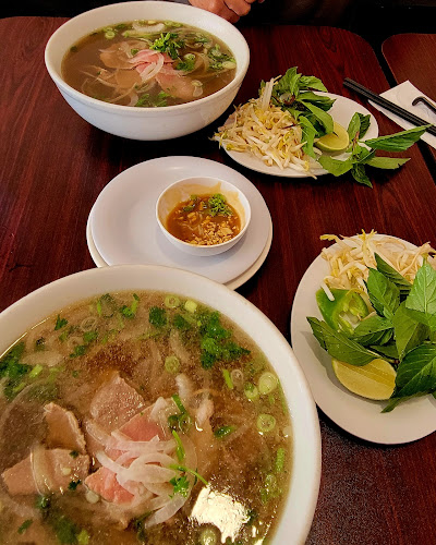 Comentarii opinii despre Pho Real