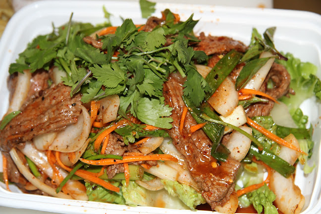 Thai Kitchen St. Charles - Hospitality and gastronomy