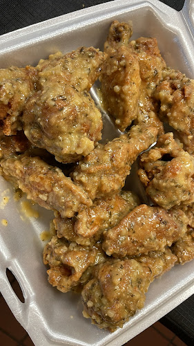 109 N 6th St, Camden, NJ 08102