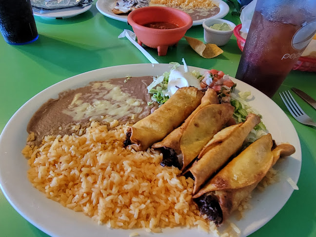 Los Sauces Mexican Restaurant - Hospitality and gastronomy