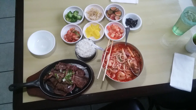 Opinii despre Happy House Korean Restaurant în Augusta - Hospitality and gastronomy