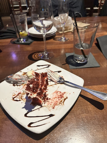 Opinii despre Red Rocks Cafe: Birkdale Village în Huntersville - Hospitality and gastronomy